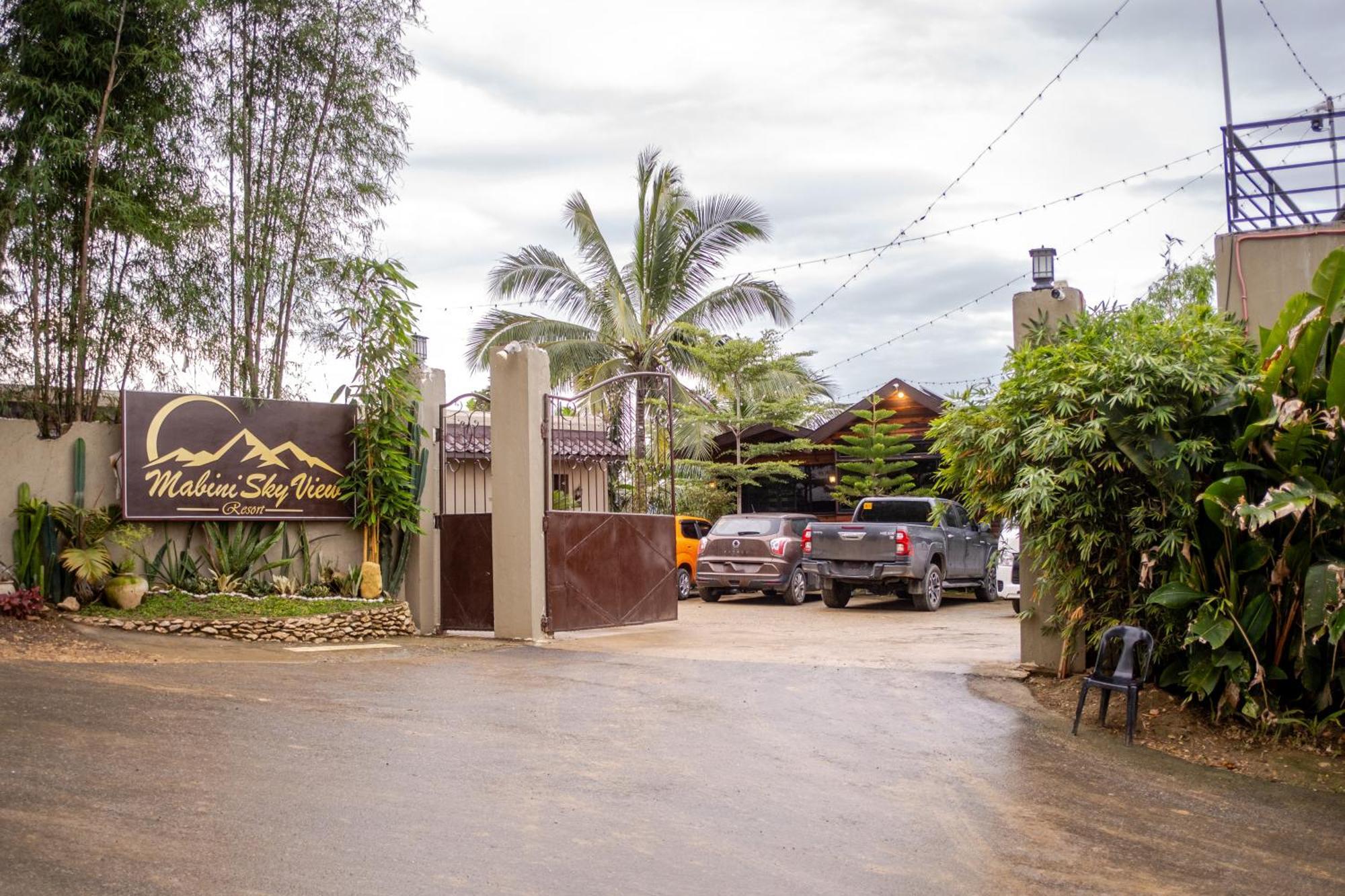 Mabini Sky View Resort 세부 외부 사진